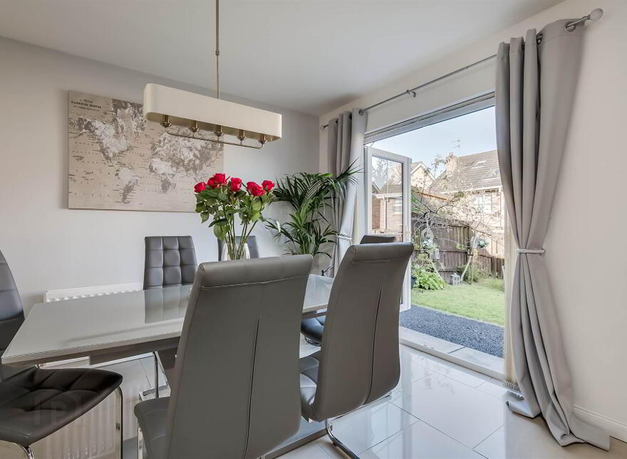 47 Mount Eagles Glen, Dunmurry, Belfast, BT17 0WS