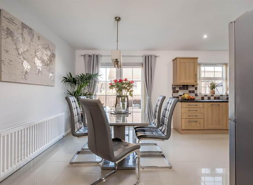47 Mount Eagles Glen, Dunmurry, Belfast, BT17 0WS