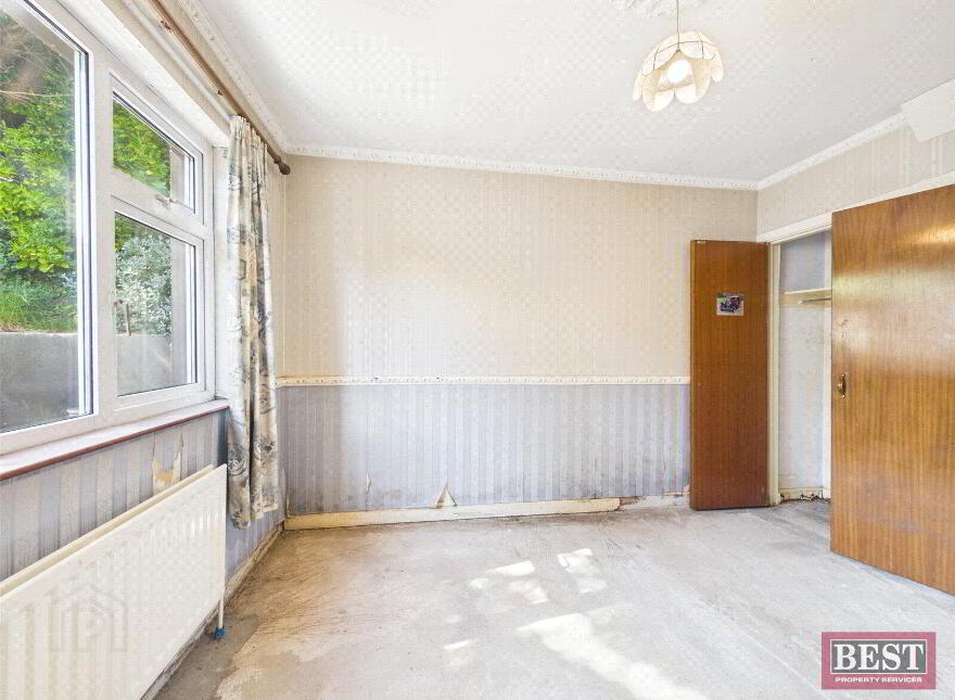16 Upper Dromore Road, Warrenpoint, Newry, BT34 3PW