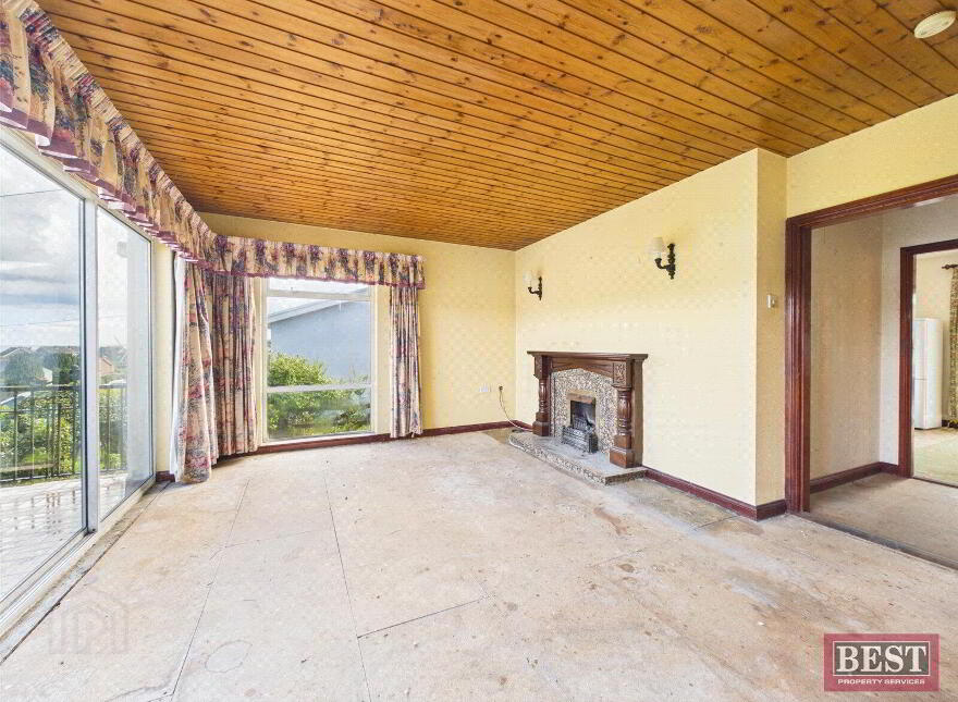 16 Upper Dromore Road, Warrenpoint, Newry, BT34 3PW