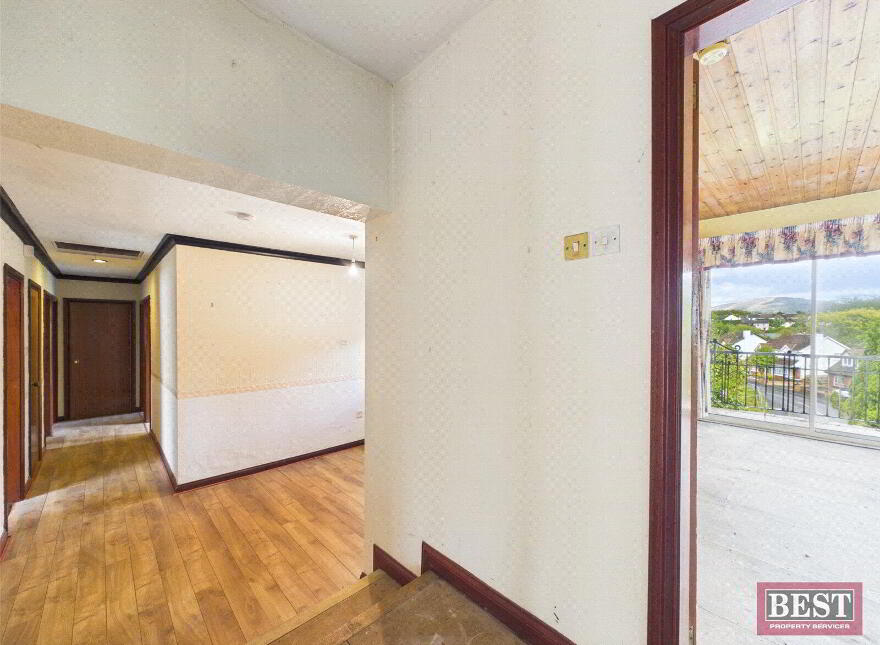 16 Upper Dromore Road, Warrenpoint, Newry, BT34 3PW