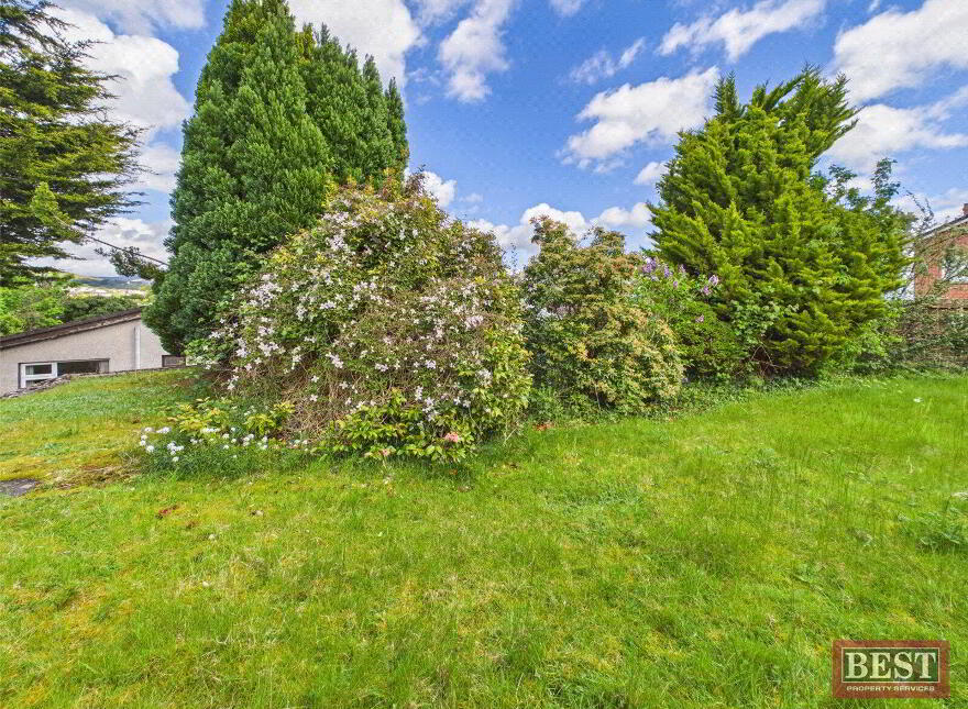 16 Upper Dromore Road, Warrenpoint, Newry, BT34 3PW