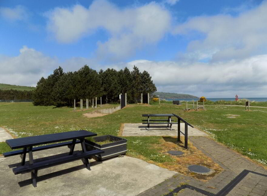 Glenariff Beach Hut, 217 Garron Road, Waterfoot, BT44 0RB