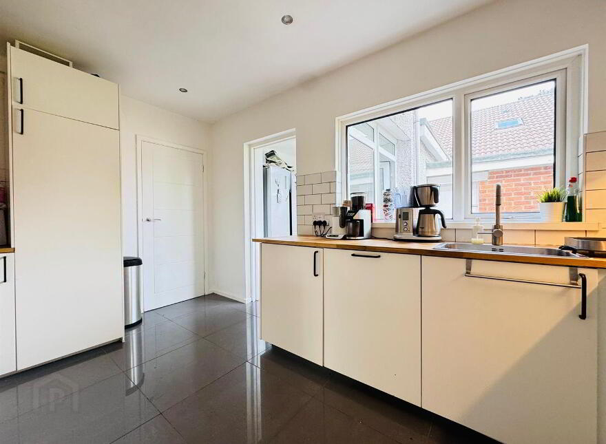 5 Dunsona Park, Jordanstown, Newtownabbey, BT37 0RN