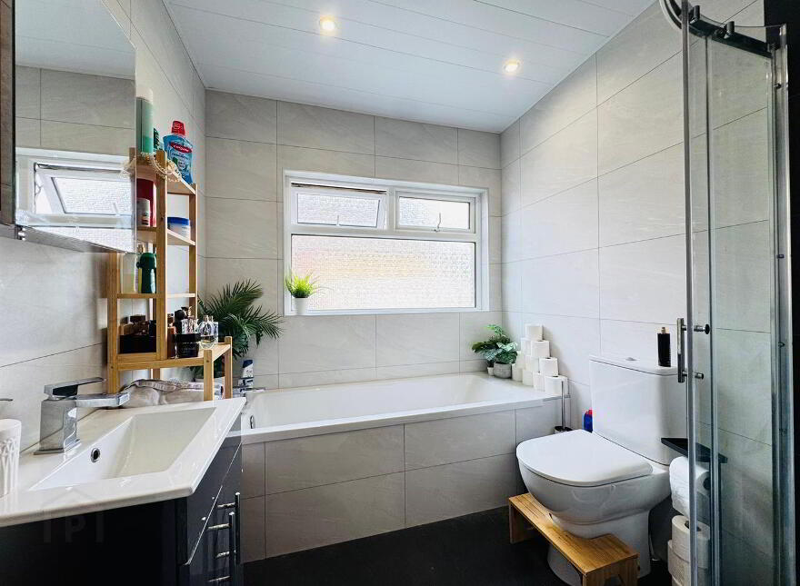 5 Dunsona Park, Jordanstown, Newtownabbey, BT37 0RN