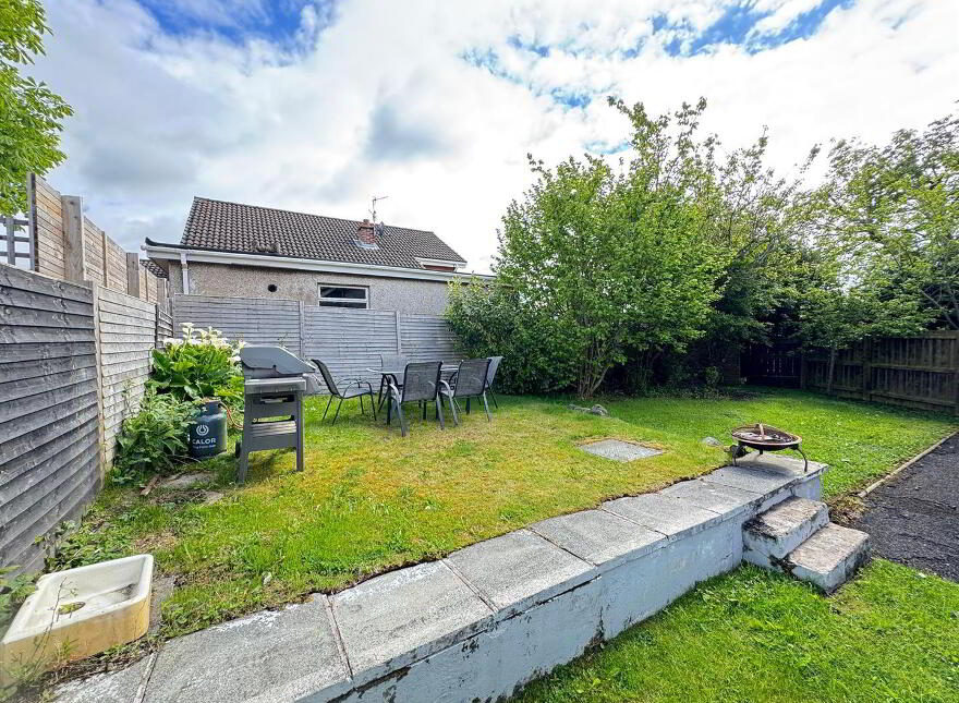 5 Dunsona Park, Jordanstown, Newtownabbey, BT37 0RN