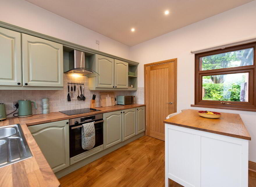 10 Elmfield Avenue, Newtownabbey, BT36 7RS