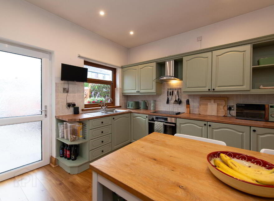 10 Elmfield Avenue, Newtownabbey, BT36 7RS
