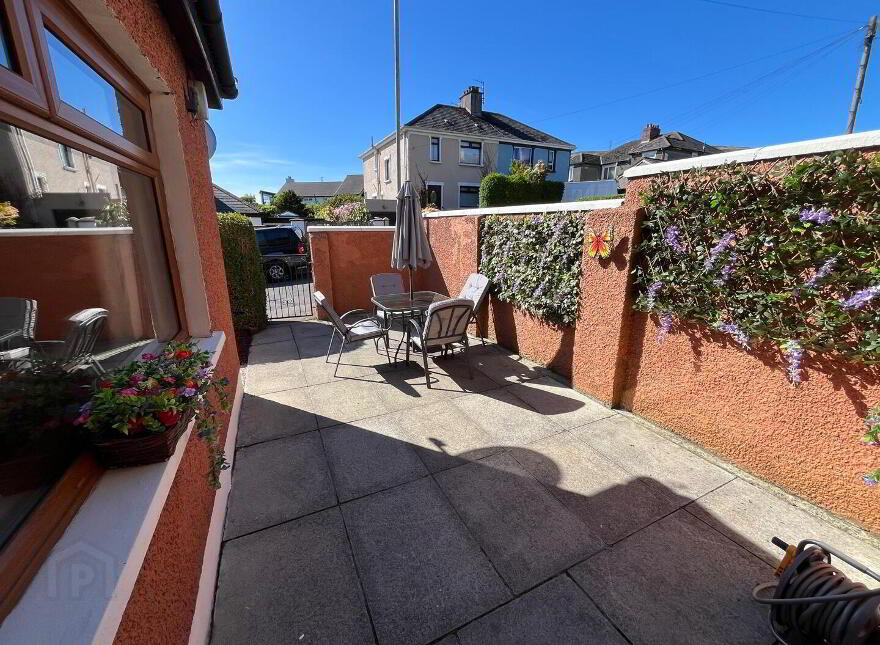 10 Elmfield Avenue, Newtownabbey, BT36 7RS