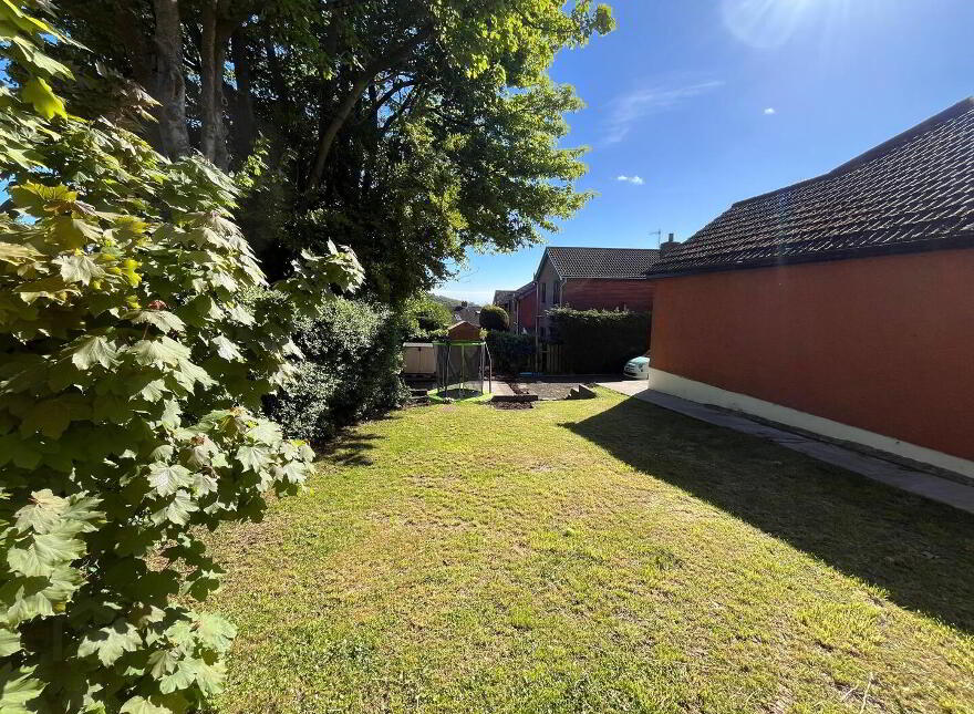 10 Elmfield Avenue, Newtownabbey, BT36 7RS