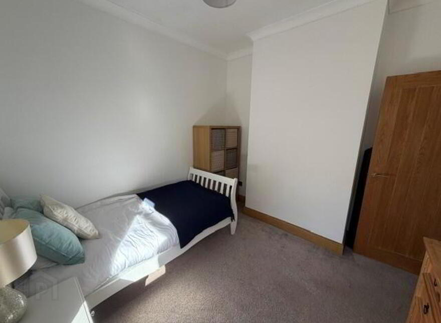 10 Elmfield Avenue, Newtownabbey, BT36 7RS