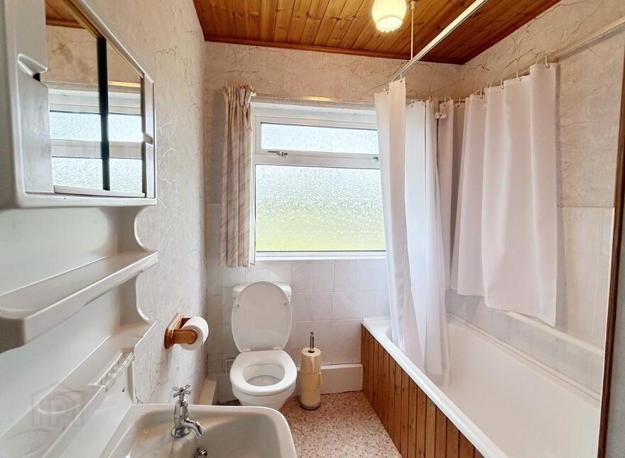 3 Lisnacreaght Road, Omagh, BT78 5PG