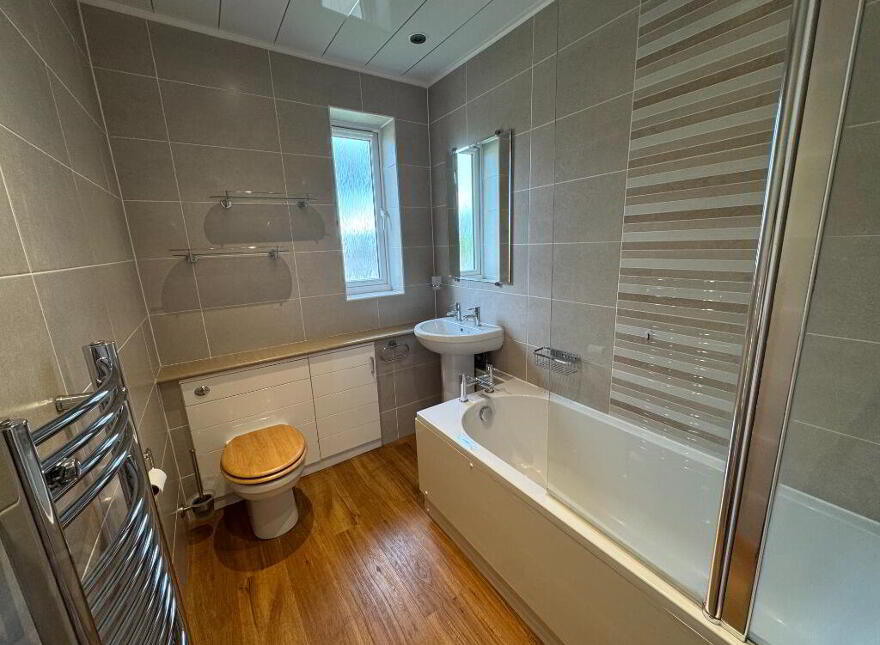 14/6 Redhall Place, Longstone, Edinburgh, EH14 2DL