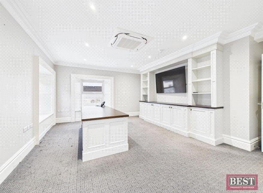 Unit B, 3 Margaret Square, Newry, BT34 1DE