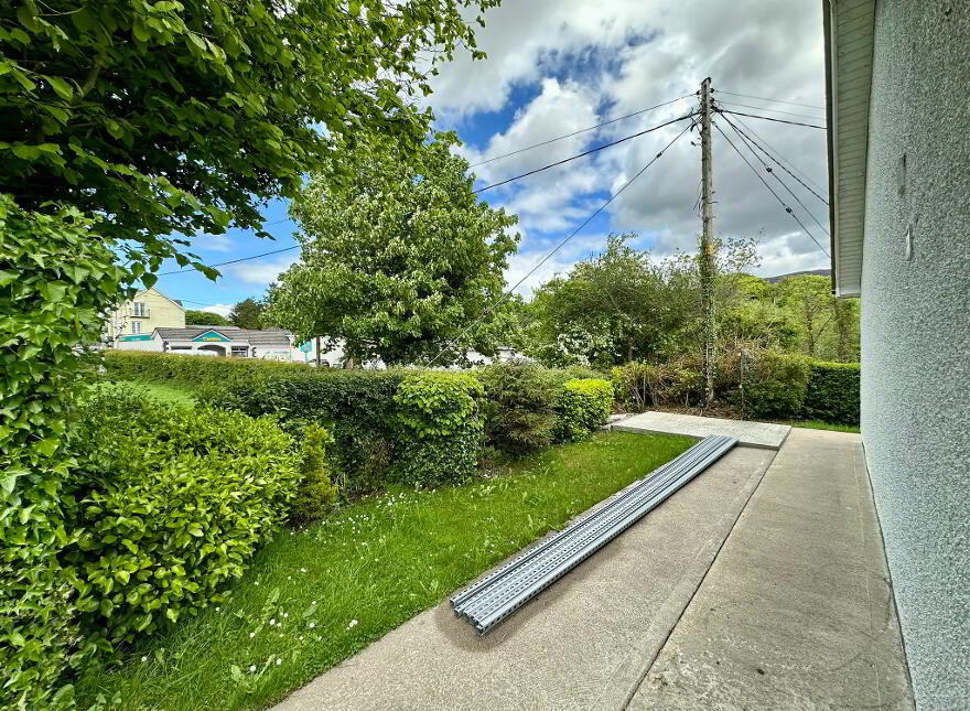 1 Glebe Park, Mullaghbawn, Newry, BT35 9TH