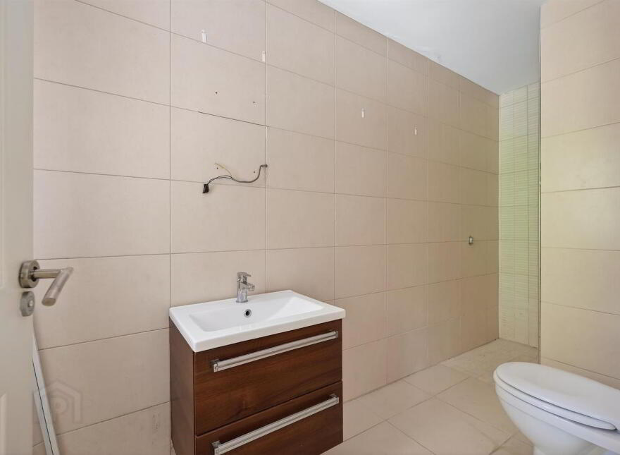 41 Glenburn Manor, Dunmurry, Belfast, BT17 9DX