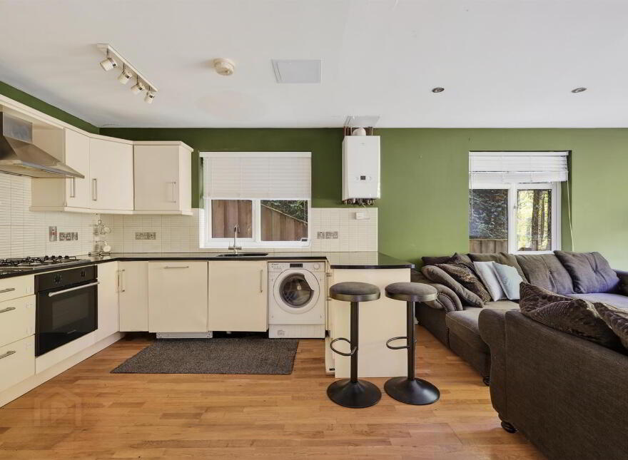 41 Glenburn Manor, Dunmurry, Belfast, BT17 9DX