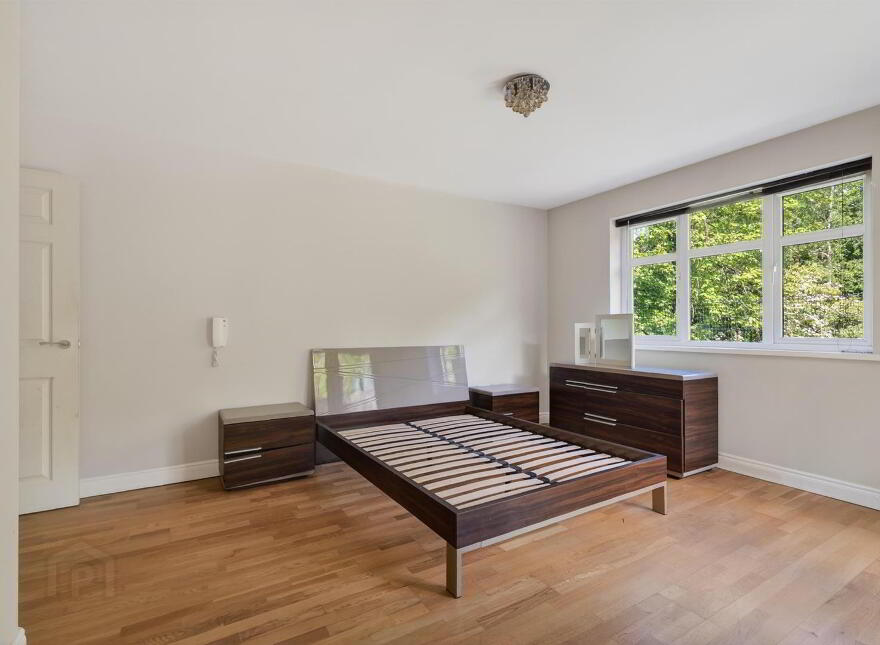 41 Glenburn Manor, Dunmurry, Belfast, BT17 9DX