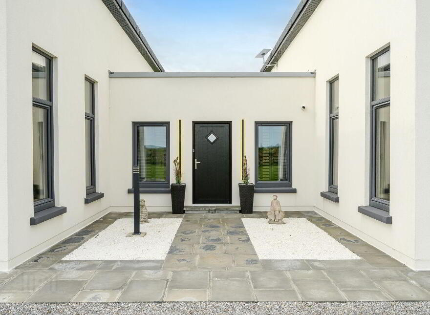 Ballybogey, Nohoval, P17EY49