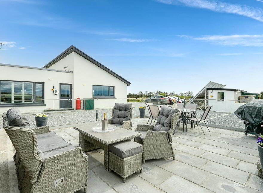 Ballybogey, Nohoval, P17EY49