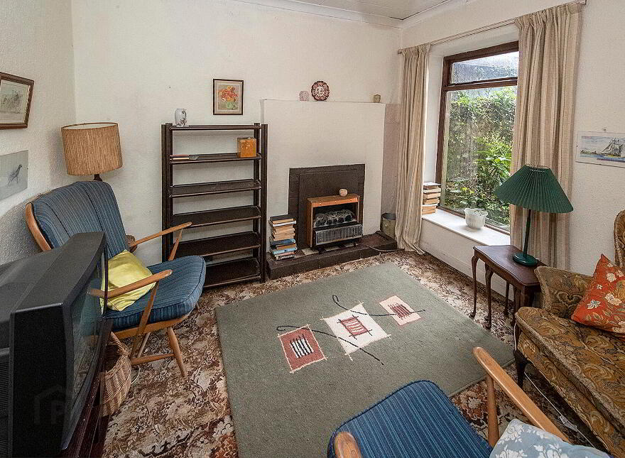 6 Mitchell Terrace, Mitchell Street, Dungarvan, X35H329