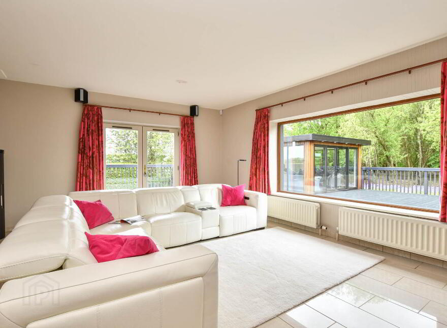 25 Ballysculty Road, Nr, Templepatrick, BT41 4QU