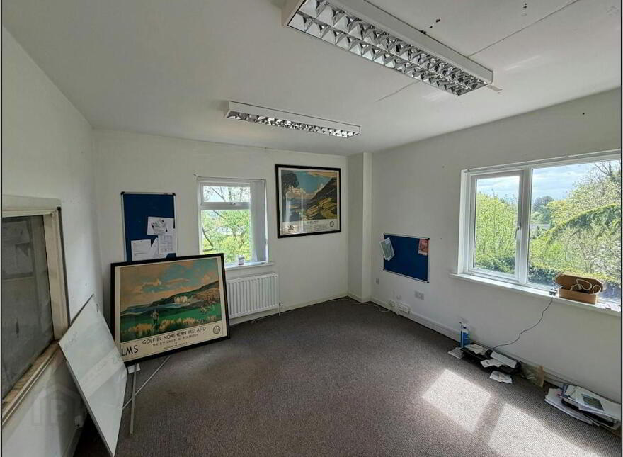 42a Barnfield Road, Lisburn, BT28 3TQ