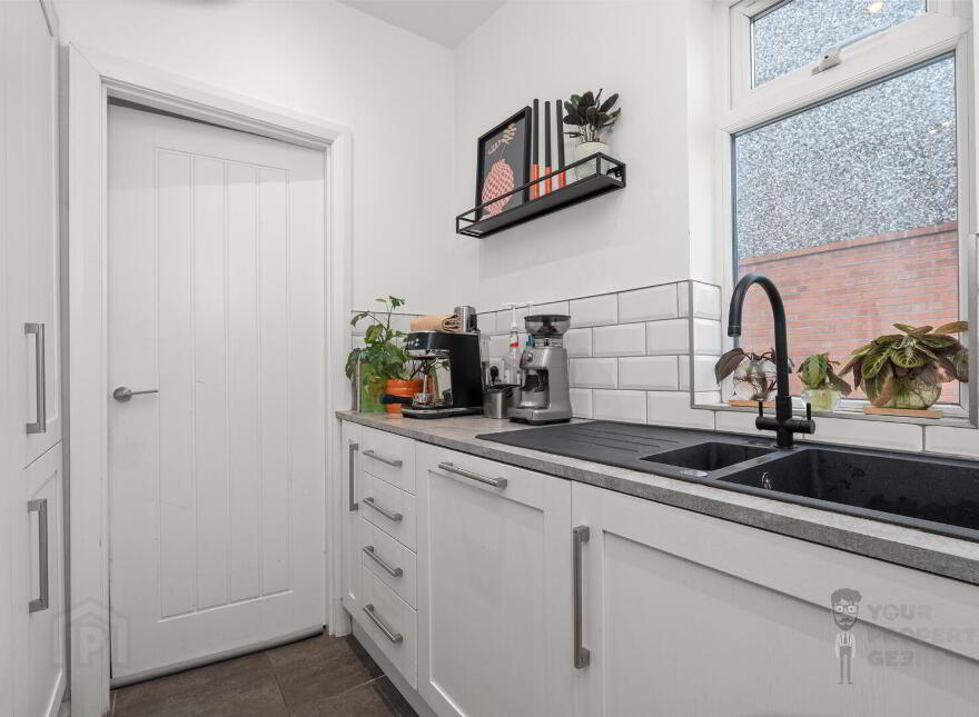 155 Knock Road, Belfast, BT5 6LH