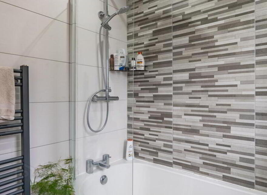 155 Knock Road, Belfast, BT5 6LH