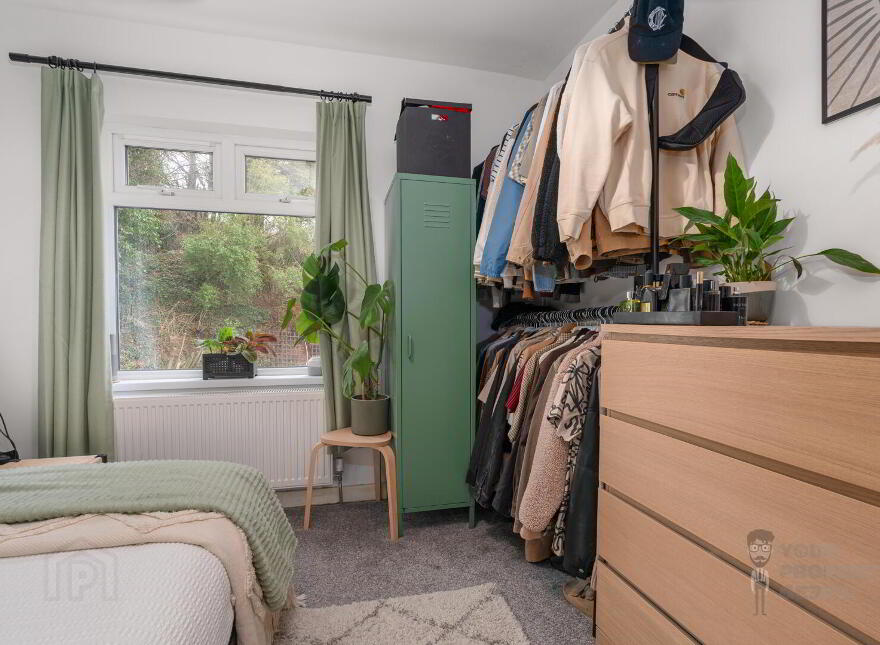 155 Knock Road, Belfast, BT5 6LH