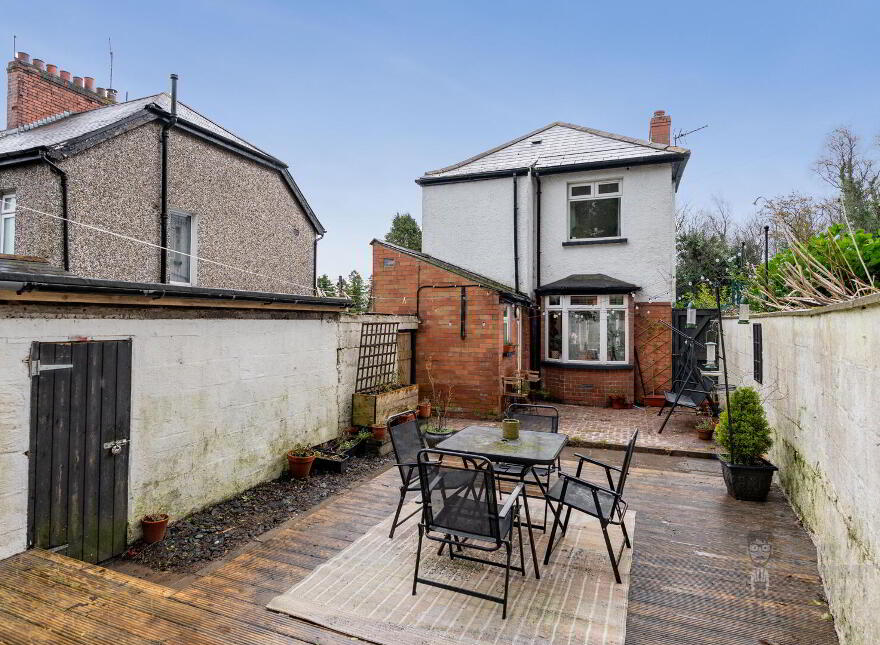 155 Knock Road, Belfast, BT5 6LH