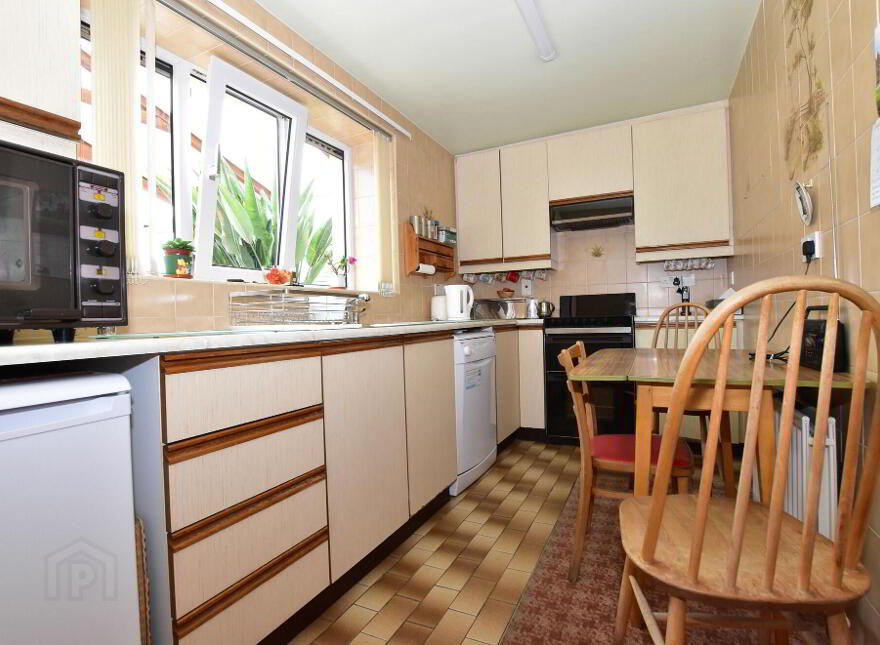6 High Street, Ballyhalbert, BT22 1BL