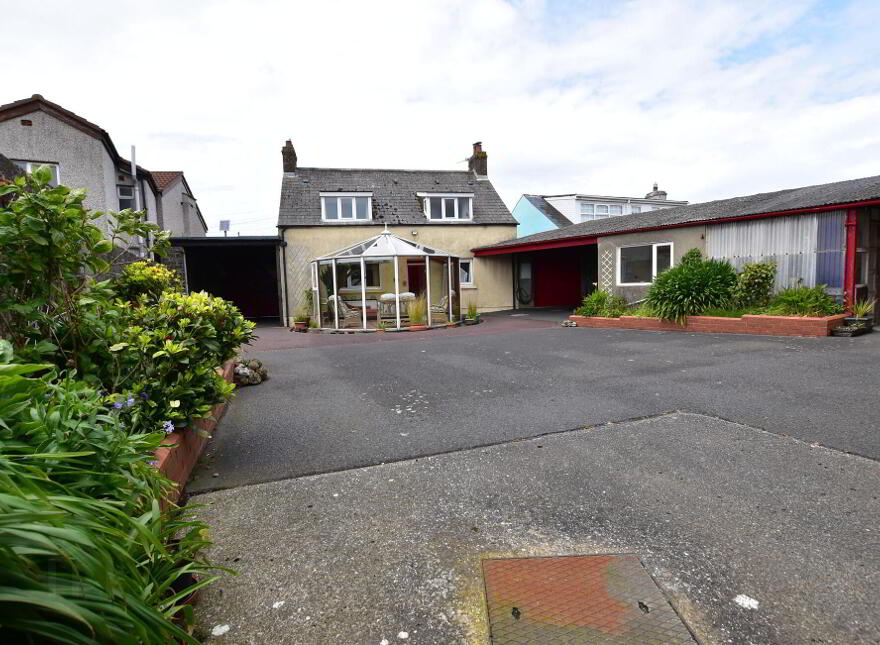 6 High Street, Ballyhalbert, BT22 1BL