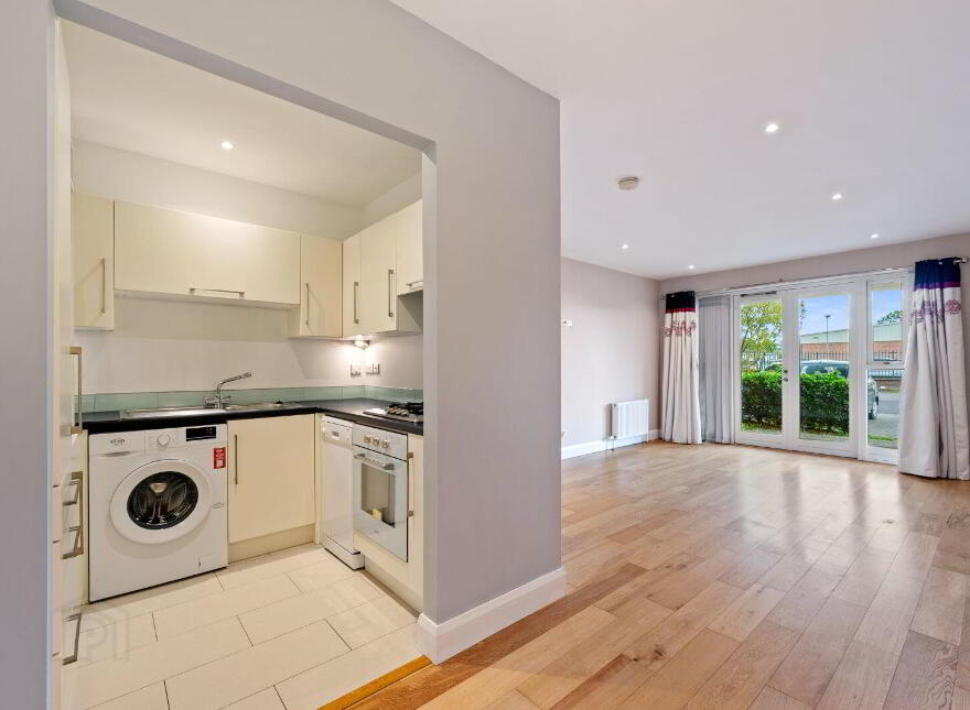 Apartment 1 The Seasons Cork Road, Carrigaline, P43K576