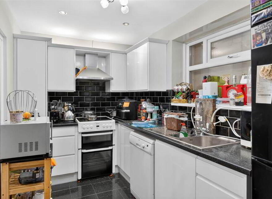 46 Benmore Drive, Finaghy, Belfast, BT10 0EE