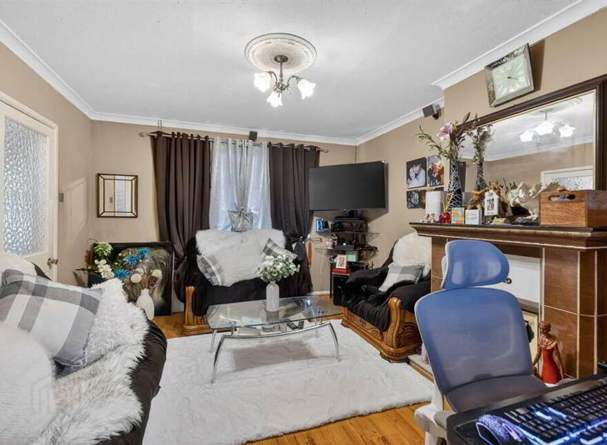 46 Benmore Drive, Finaghy, Belfast, BT10 0EE