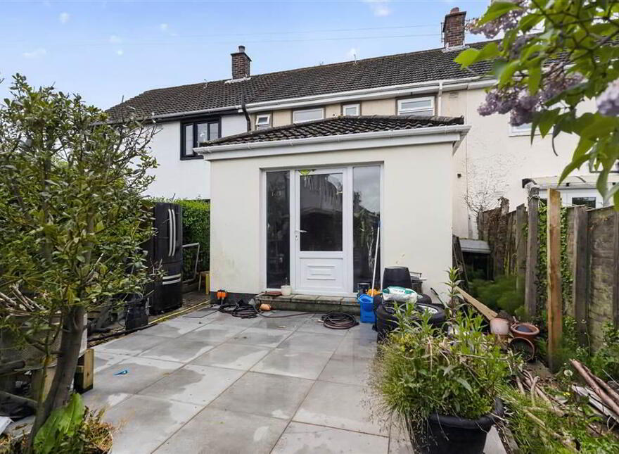 46 Benmore Drive, Finaghy, Belfast, BT10 0EE