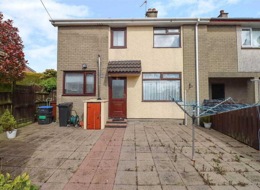 31 Inchmarnock Drive, Dundonald, Belfast, BT16 2ND