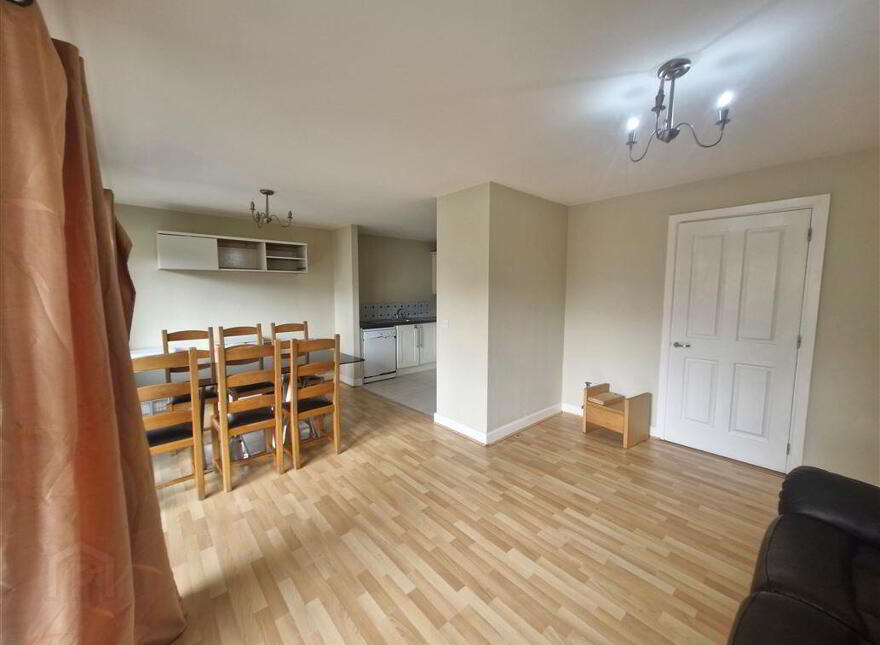 14 Rosse Court Heights, Lucan, K78Y890