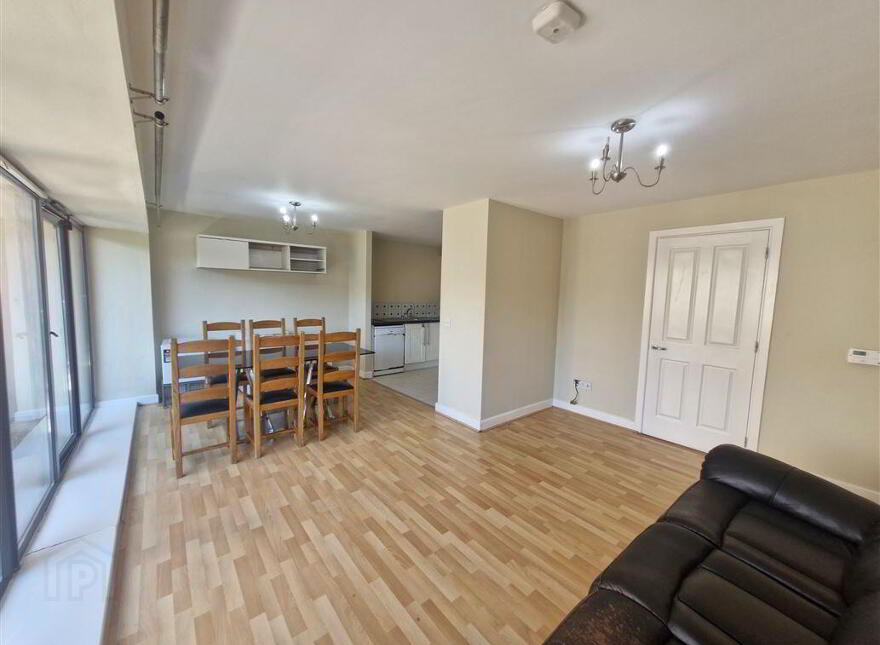 14 Rosse Court Heights, Lucan, K78Y890