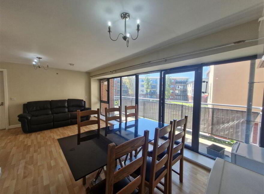 14 Rosse Court Heights, Lucan, K78Y890