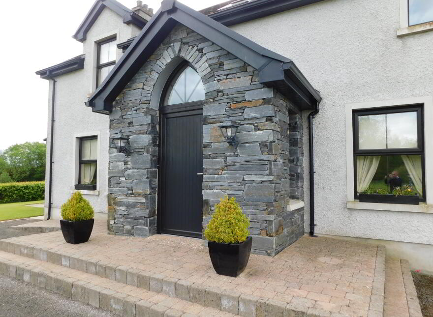 2 Rash Road, Omagh, BT78 5NH
