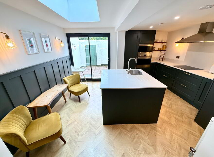 12 College Terrace, Derry, BT48 7NZ