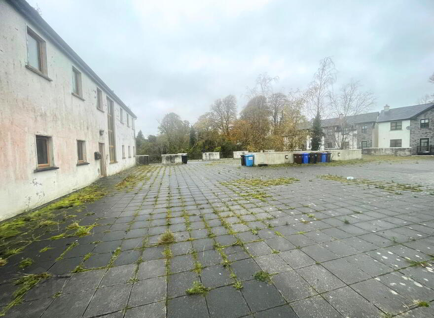 26 27, 28 29 The Old Mill, Castlerea