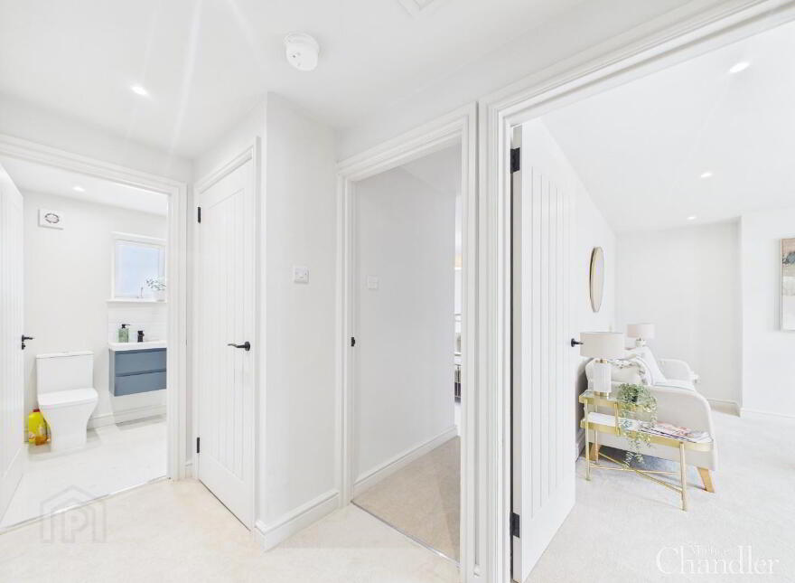 8 Dundela Court, Belfast, BT4 3BG