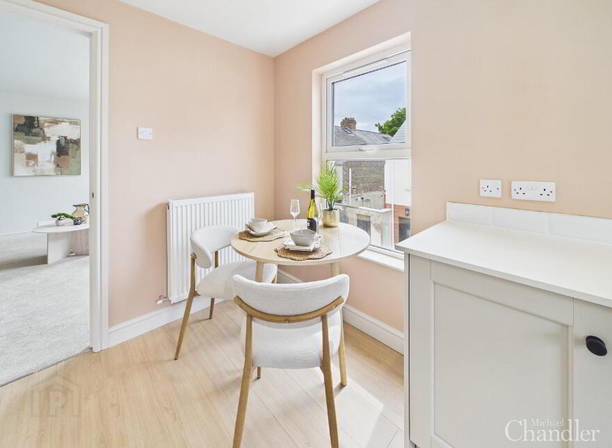 8 Dundela Court, Belfast, BT4 3BG