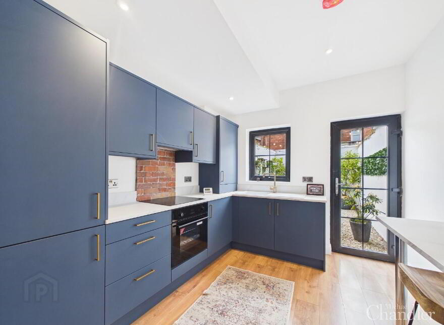 17 Raby Street, Belfast, BT7 2GY