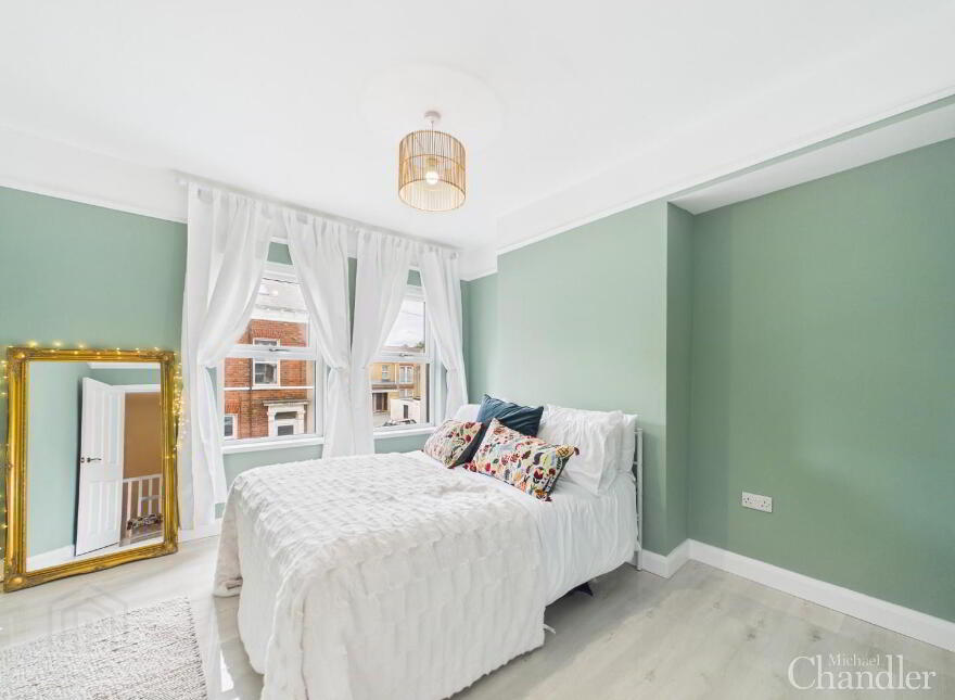 17 Raby Street, Belfast, BT7 2GY