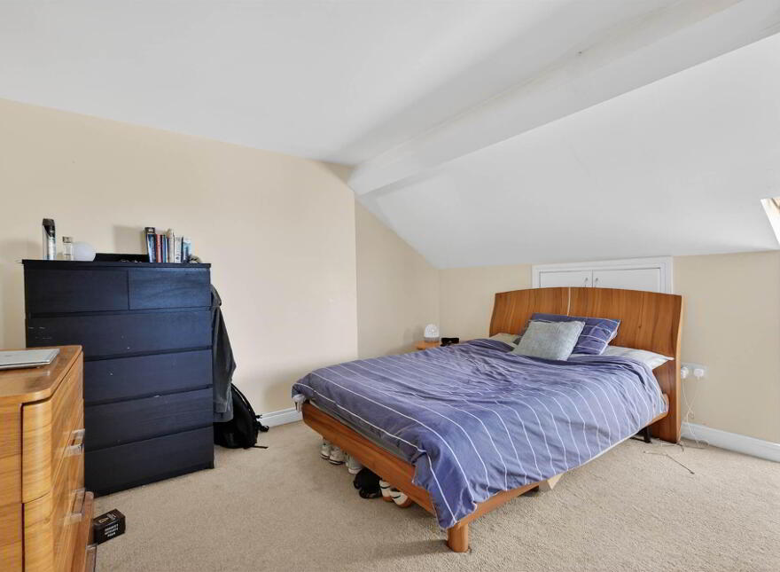 Three Apartments @, 47 Ashley Avenue, Belfast, BT9 7BT