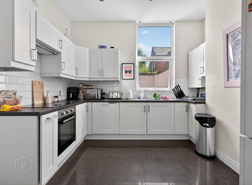 Three Apartments @, 47 Ashley Avenue, Belfast, BT9 7BT